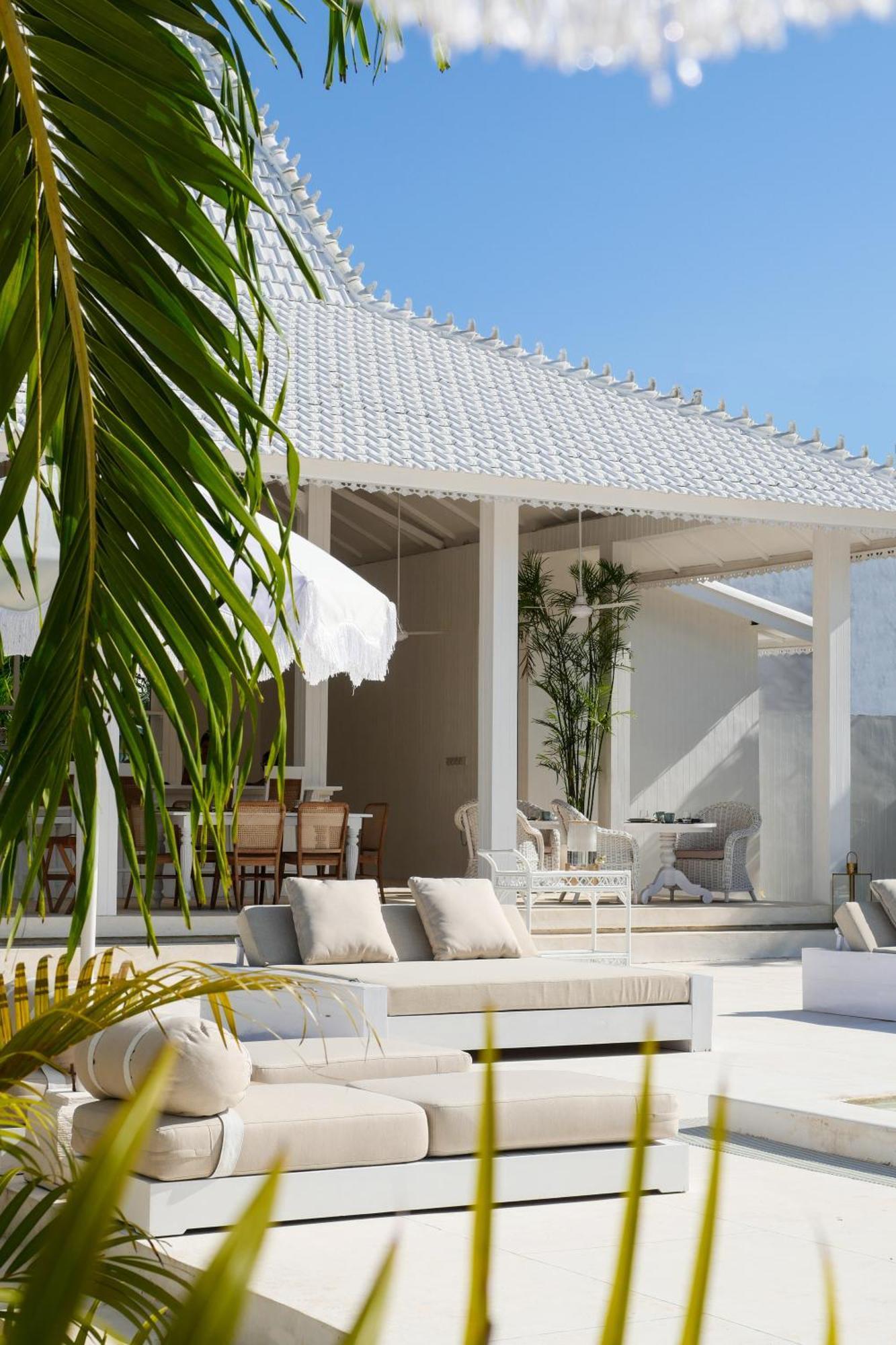 Ria Uluwatu, Tropical Chic Hotel Eksteriør billede
