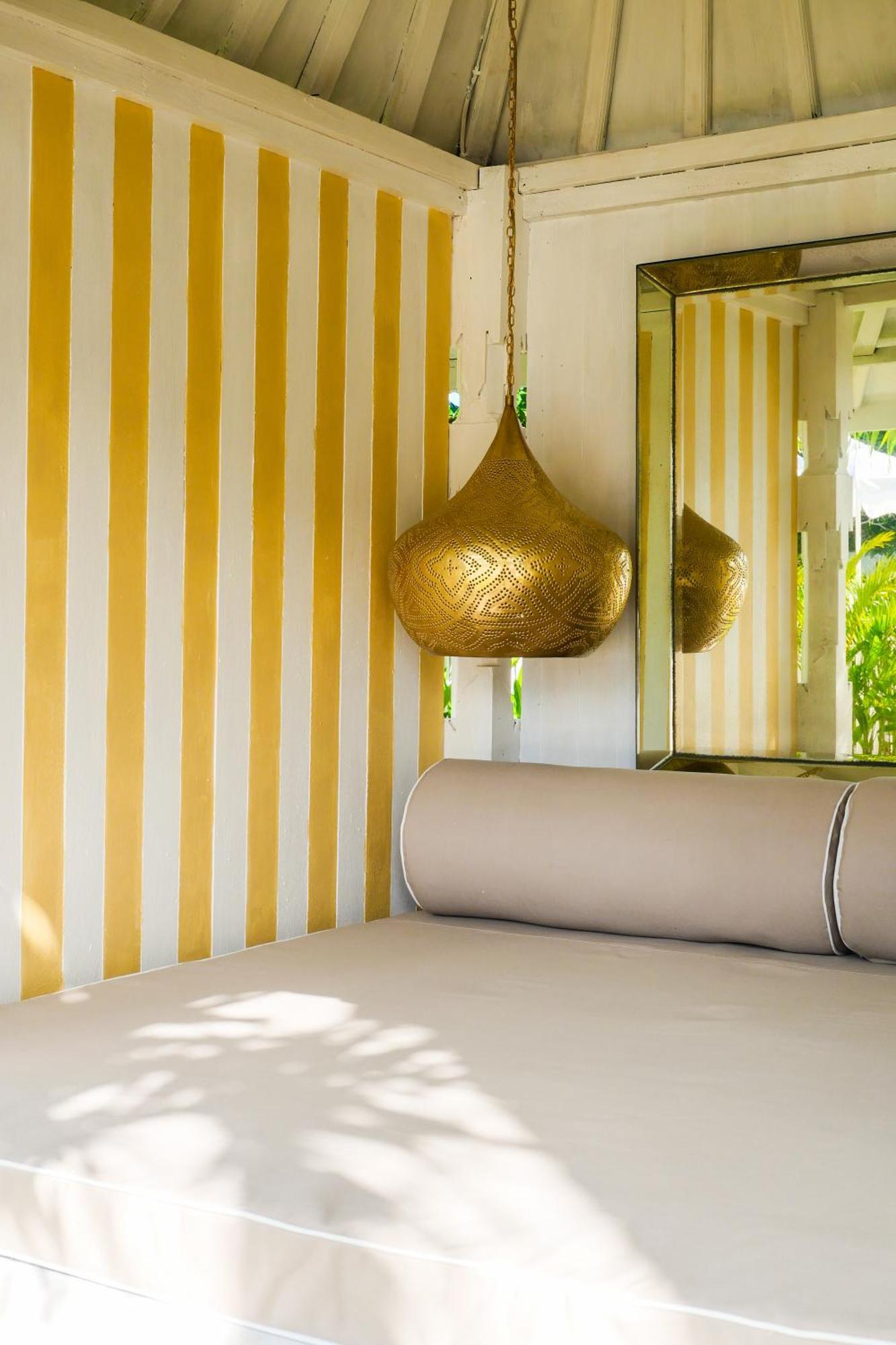 Ria Uluwatu, Tropical Chic Hotel Eksteriør billede
