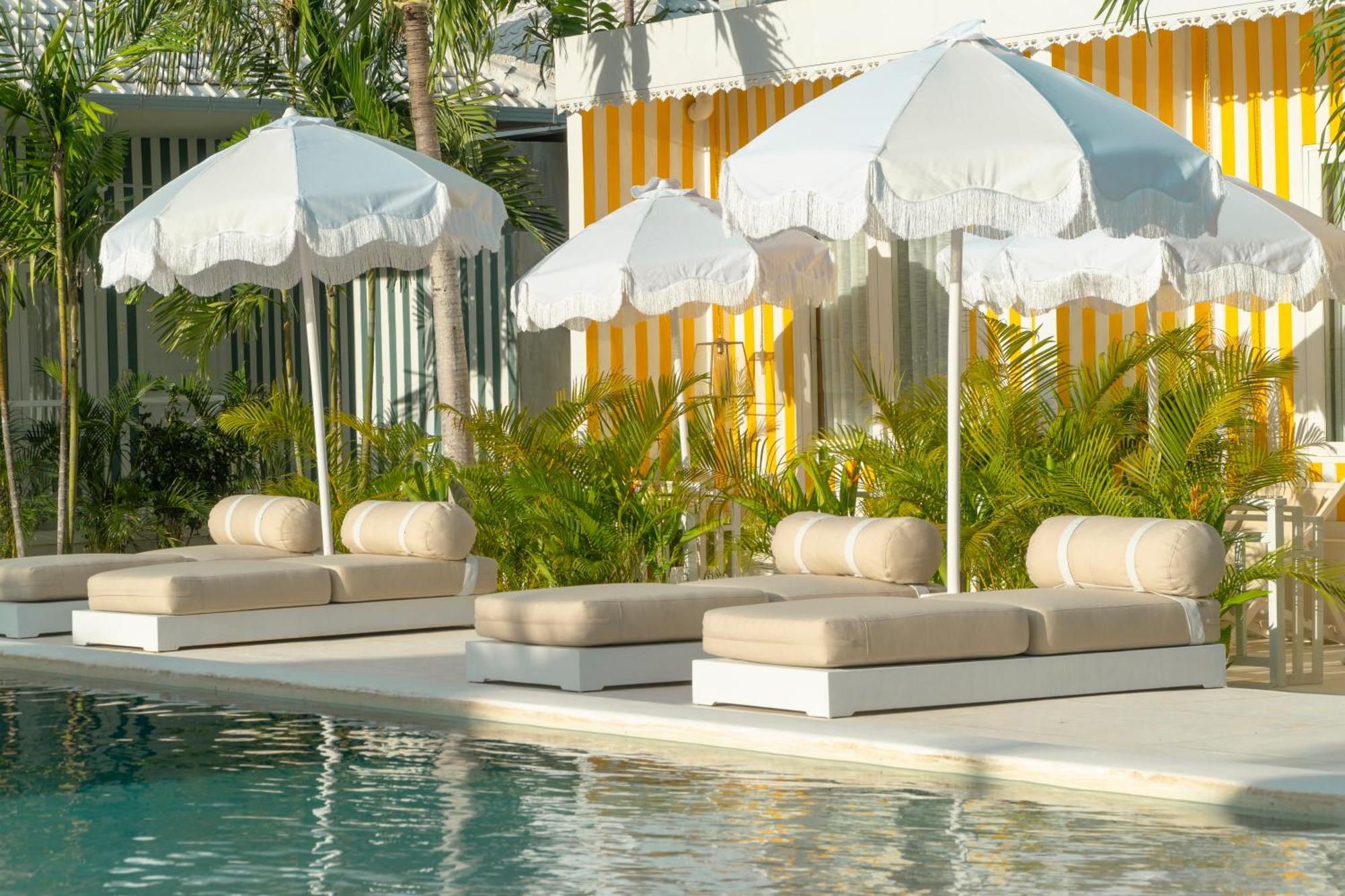 Ria Uluwatu, Tropical Chic Hotel Eksteriør billede