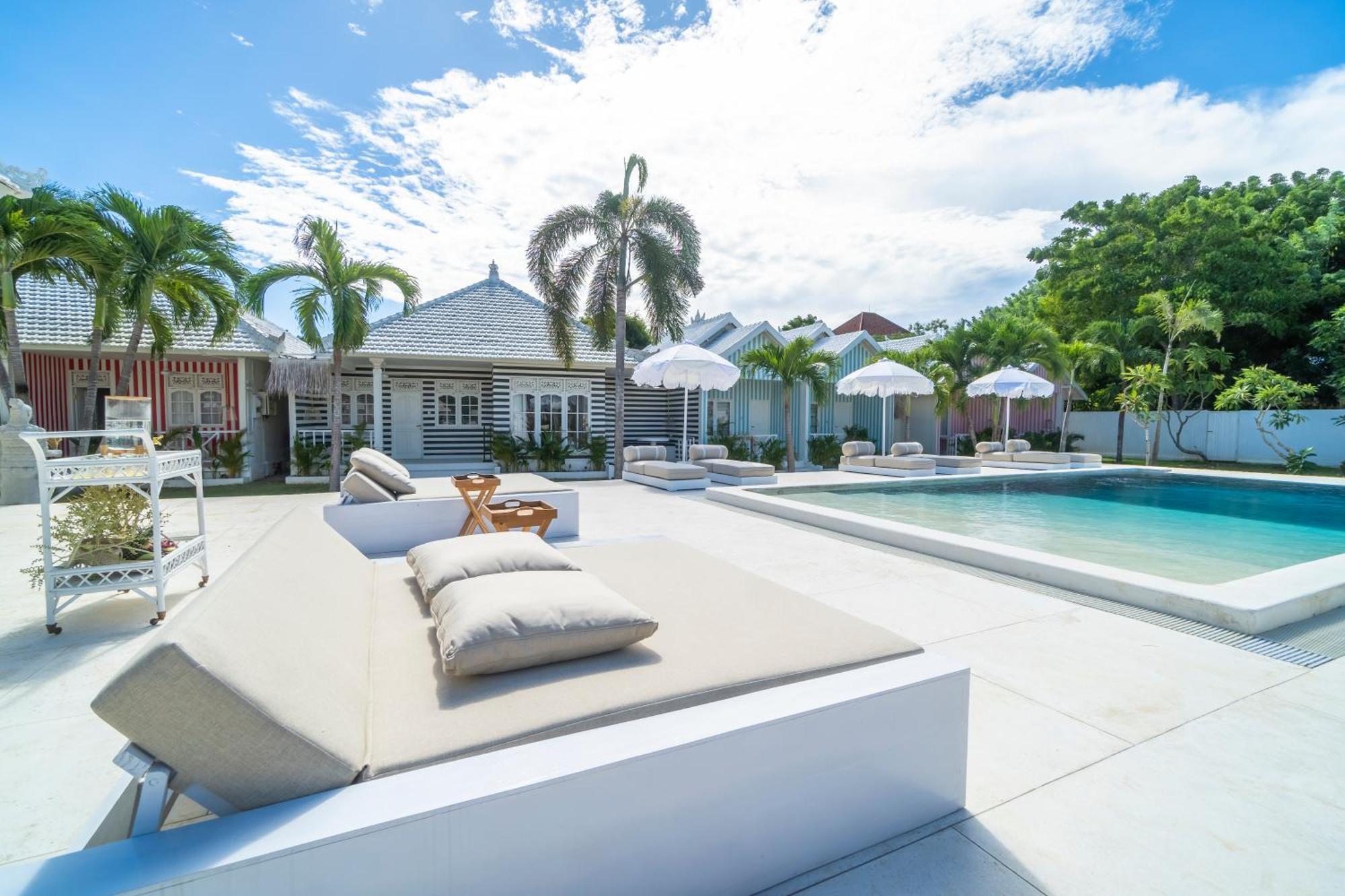Ria Uluwatu, Tropical Chic Hotel Eksteriør billede
