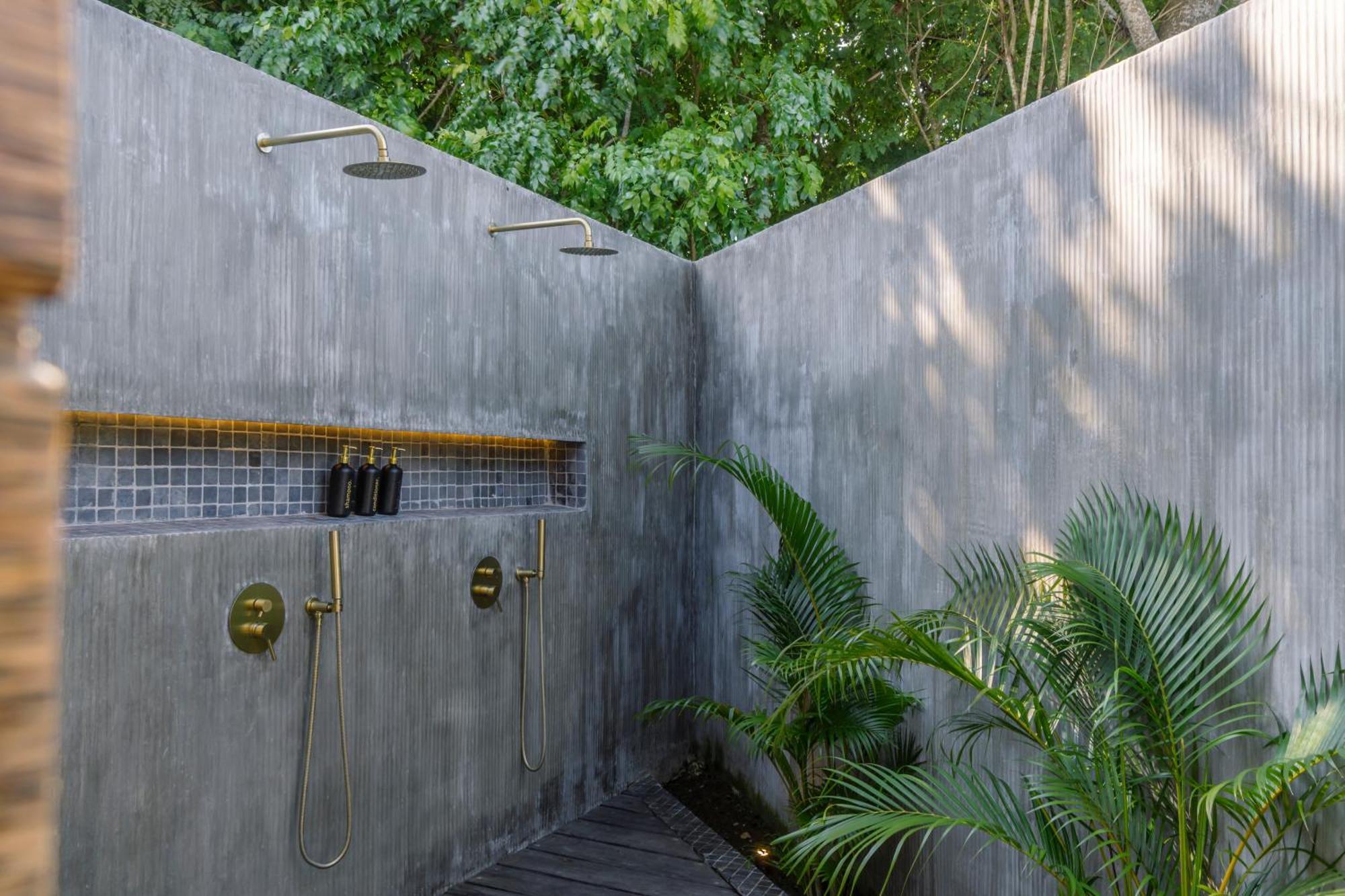 Ria Uluwatu, Tropical Chic Hotel Eksteriør billede